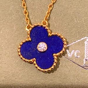 🟥SOLD🟥Van Cleef & Arpels Lapis Lazuli Holiday Pendant 18k YG